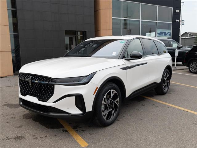 2025 Lincoln Nautilus Premiere (Stk: S-2017) in Calgary - Image 1 of 24
