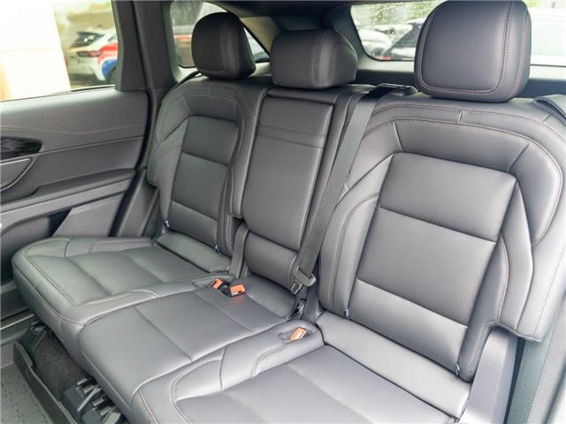 2025 Lincoln Nautilus Premiere (Stk: S-2017) in Calgary - Image 10 of 24 2025 Lincoln Nautilus Premiere (Stk: S-2017) in Calgary - Image 10 of 24