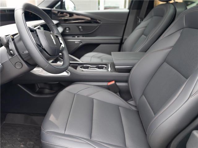 2025 Lincoln Nautilus Premiere (Stk: S-2017) in Calgary - Image 14 of 24 2025 Lincoln Nautilus Premiere (Stk: S-2017) in Calgary - Image 14 of 24