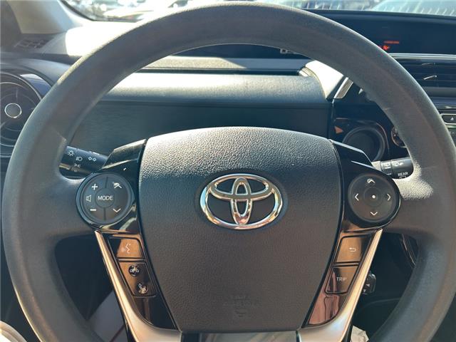 2018 Toyota Prius C  (Stk: P4885) in Surrey - Image 8 of 15