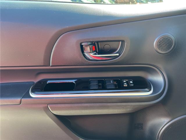 2018 Toyota Prius C  (Stk: P4885) in Surrey - Image 10 of 15