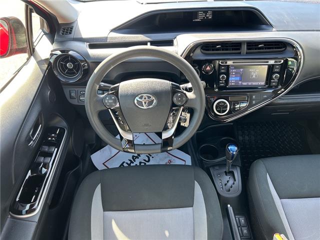 2018 Toyota Prius C  (Stk: P4885) in Surrey - Image 13 of 15