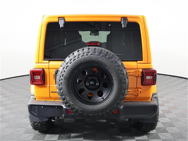 2025 Jeep Wrangler Sahara (Stk: 25J165) in Calgary - Image 7 of 20