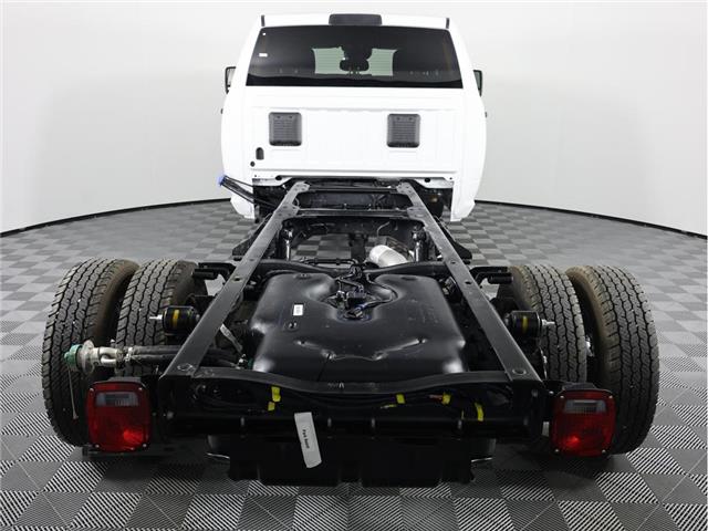 2026 RAM 5500 Chassis Tradesman/Big Horn (Stk: 26T032) in Calgary - Image 9 of 19