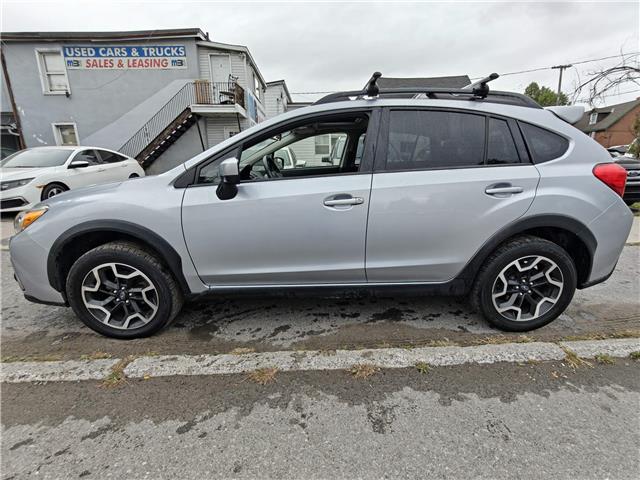 2017 Subaru Crosstrek Touring in Ottawa - Image 4 of 30