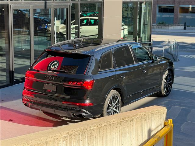 2025 Audi Q7 55 Technik (Stk: 394U) in Toronto - Image 8 of 30