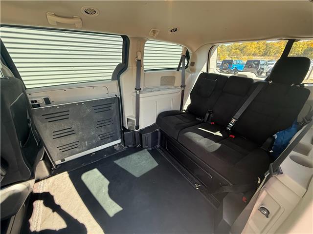 2017 Dodge Grand Caravan CVP/SXT (Stk: UM036) in London - Image 17 of 18 2017 Dodge Grand Caravan CVP/SXT (Stk: UM036) in London - Image 17 of 18