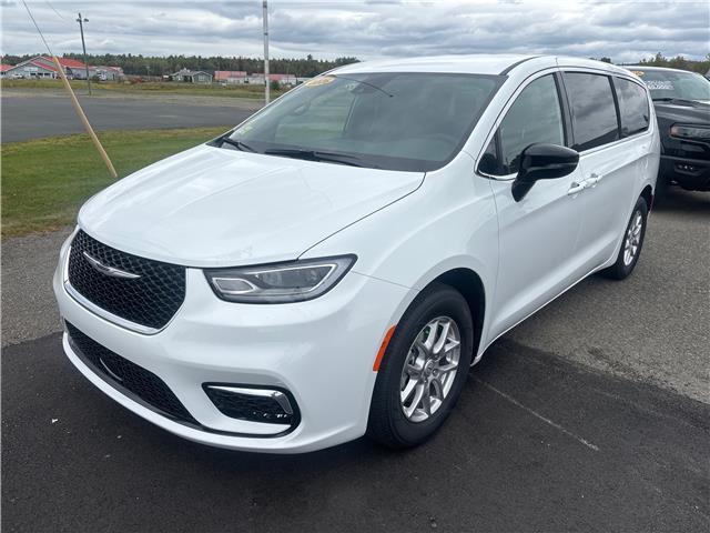 2026 Chrysler Pacifica Select (Stk: 26008) in Oak Bay - Image 1 of 6
