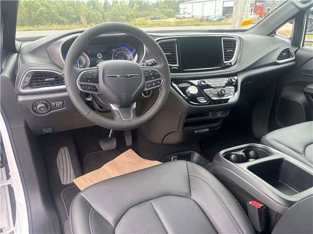 2026 Chrysler Pacifica Select (Stk: 26008) in Oak Bay - Image 6 of 6