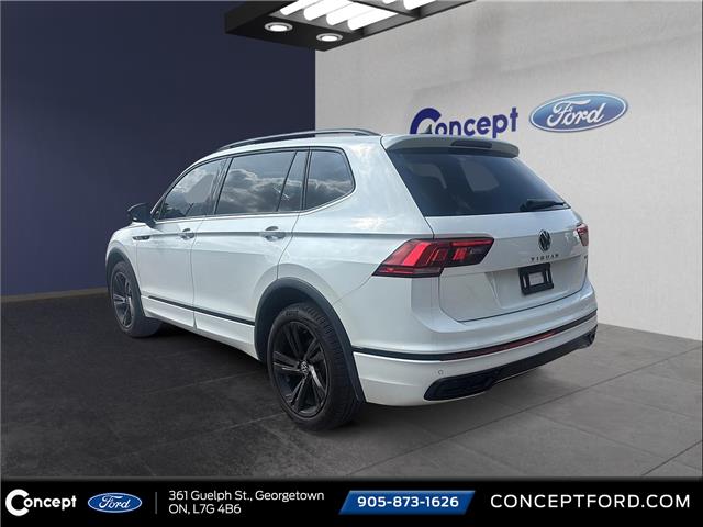 2023 Volkswagen Tiguan Comfortline R-Line Black (Stk: 03273) in GEORGETOWN - Image 12 of 14