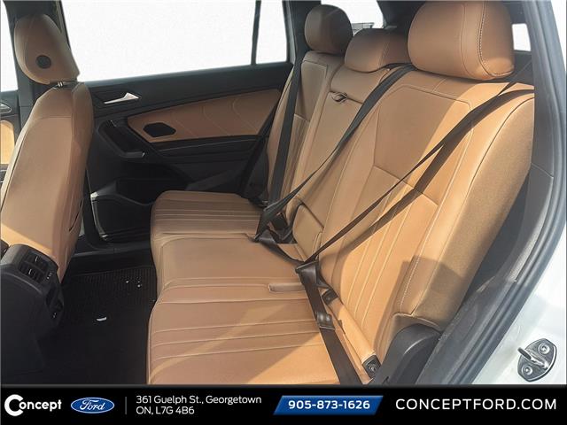 2023 Volkswagen Tiguan Comfortline R-Line Black (Stk: 03273) in GEORGETOWN - Image 8 of 14