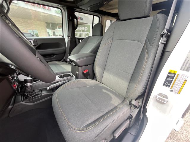 2025 Jeep Wrangler Sport (Stk: 25-417) in Sarnia - Image 9 of 20