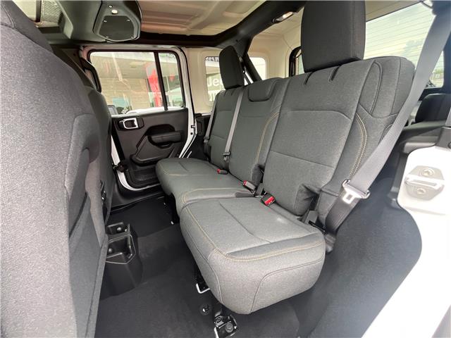 2025 Jeep Wrangler Sport (Stk: 25-417) in Sarnia - Image 18 of 20