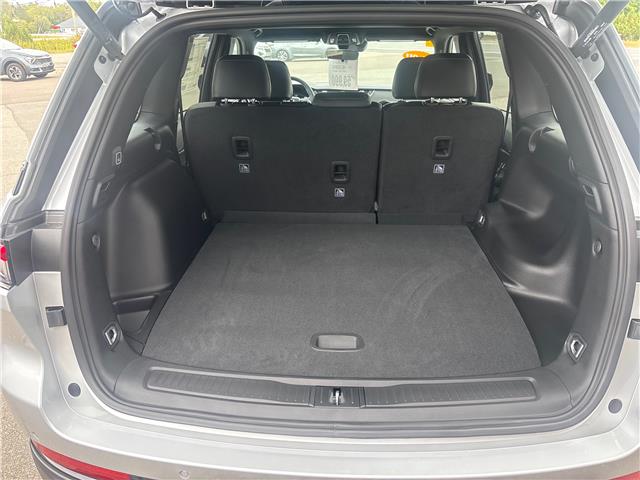 2025 Jeep Grand Cherokee Laredo (Stk: 25099) in Oak Bay - Image 8 of 8