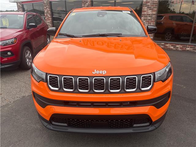 2026 Jeep Compass Sport (Stk: 26010) in Oak Bay - Image 2 of 8