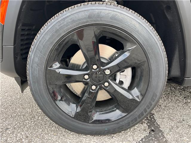 2025 Jeep Grand Cherokee L Laredo (Stk: 25-399) in Sarnia - Image 7 of 23