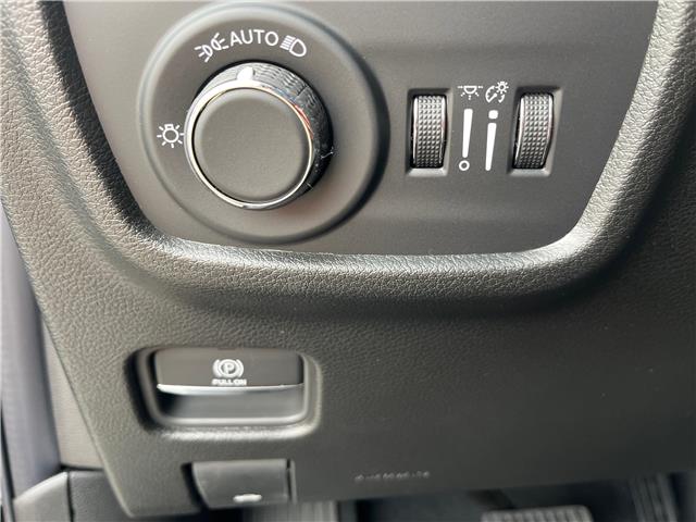 2025 Jeep Grand Cherokee L Laredo (Stk: 25-399) in Sarnia - Image 10 of 23