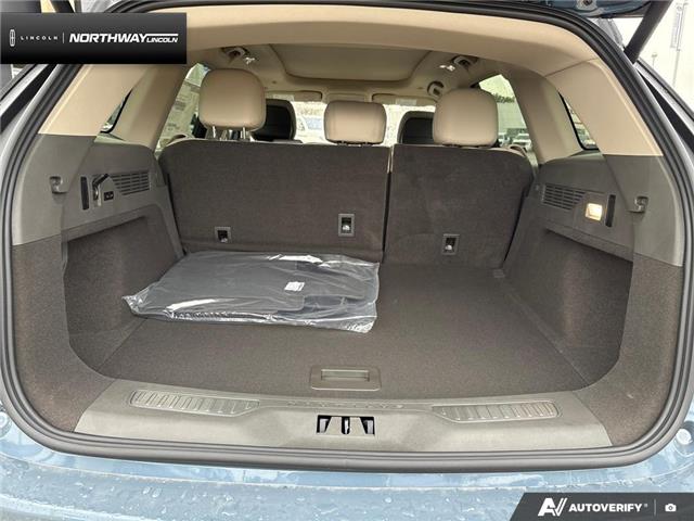 2025 Lincoln Nautilus Premiere (Stk: 5LA8789) in Brantford - Image 10 of 23