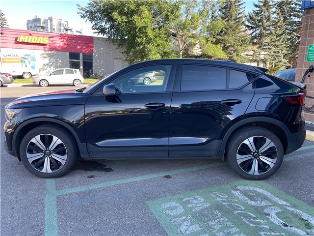 2023 Volvo C40 Recharge Pure Electric Twin Core (Stk: R-23VOCBLA2026) in Calgary - Image 2 of 12