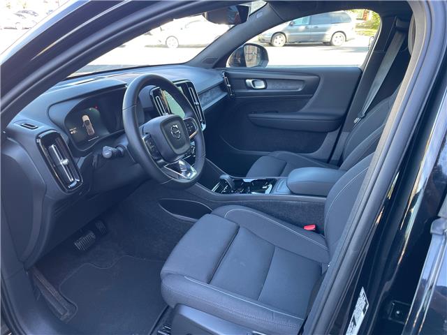 2023 Volvo C40 Recharge Pure Electric Twin Core (Stk: R-23VOCBLA2026) in Calgary - Image 10 of 12