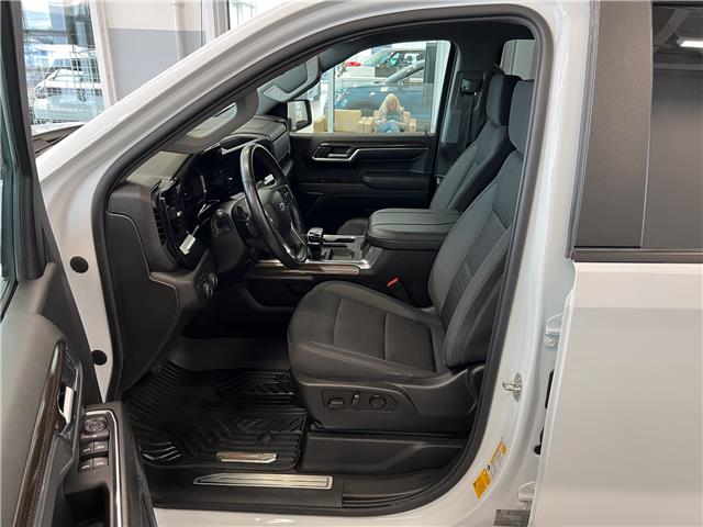 2023 Chevrolet Silverado 1500 RST (Stk: V3202) in Prince Albert - Image 2 of 12