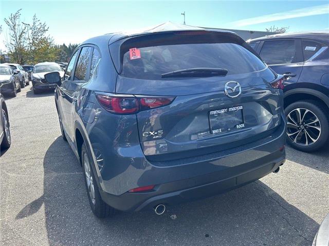 2025 Mazda CX-5  (Stk: 748074) in Surrey - Image 5 of 5