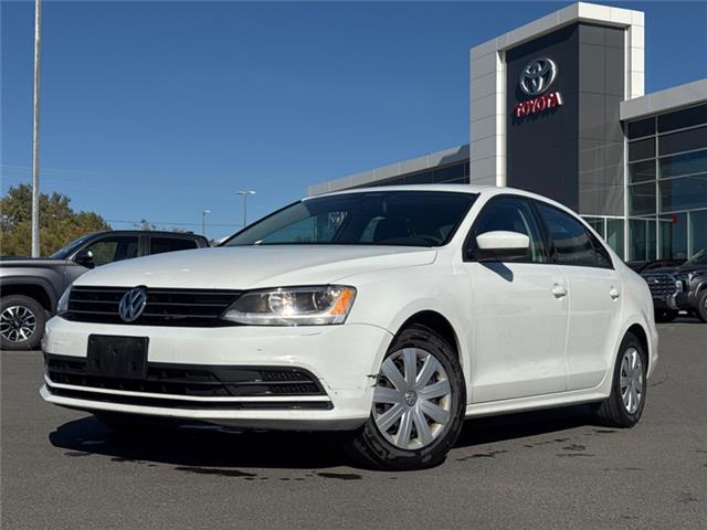 2017 Volkswagen Jetta 1.4 TSI Trendline+ (Stk: 3028911B) in Cranbrook - Image 1 of 18