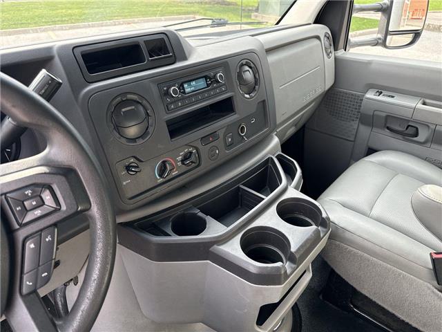 2021 Ford E-450 Cutaway  (Stk: ATNP2272) in Vaughan - Image 18 of 30