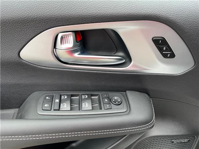 2026 Chrysler Pacifica Limited (Stk: 26-128) in Sarnia - Image 9 of 29
