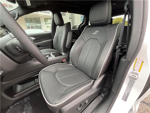 2026 Chrysler Pacifica Limited (Stk: 26-128) in Sarnia - Image 8 of 29