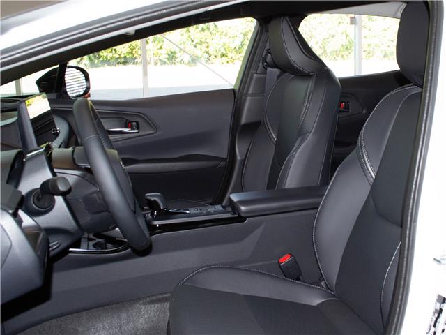 2026 Toyota Prius Plug-In Hybrid XSE (Stk: 26343) in Kingston - Image 9 of 15