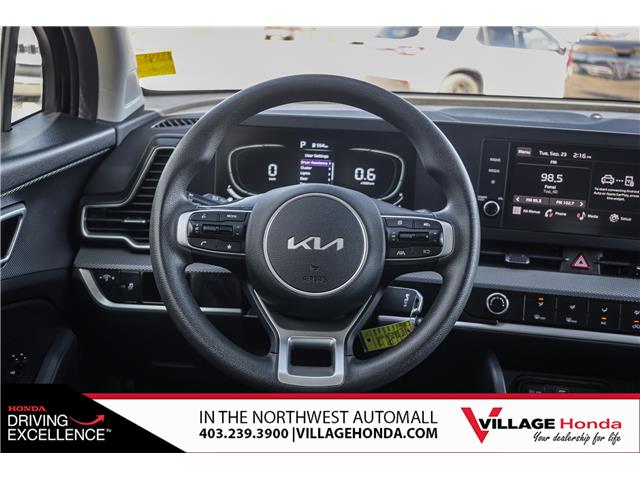 2023 Kia Sportage LX (Stk: B8938) in Calgary - Image 18 of 36