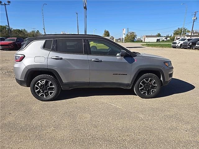 2019 Jeep Compass Trailhawk (Stk: 26T011A) in Wadena - Image 5 of 15