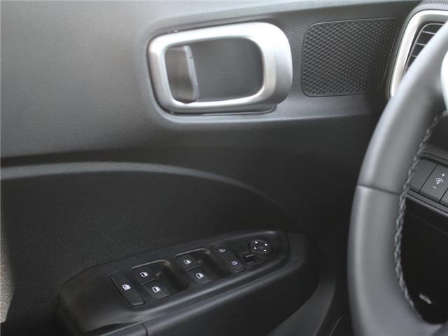 2025 Hyundai Venue Preferred w/Two-Tone (Stk: 250155D) in Toronto - Image 14 of 20