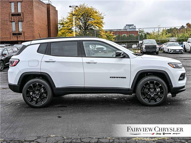 2026 Jeep Compass North (Stk: TT2456) in Burlington - Image 12 of 32