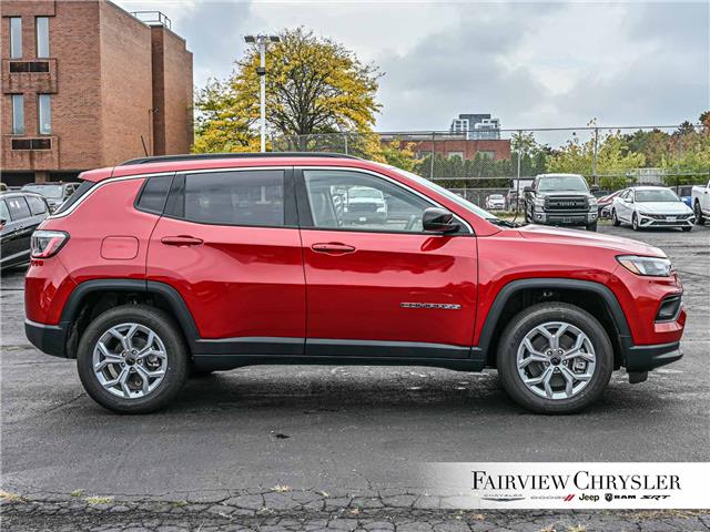 2026 Jeep Compass North (Stk: TT2454) in Burlington - Image 12 of 31