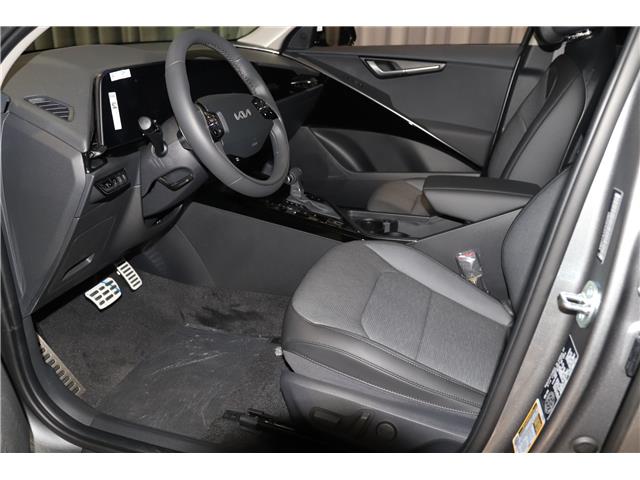 2026 Kia Niro SX (Stk: 26586) in Edmonton - Image 11 of 32 2026 Kia Niro SX (Stk: 26586) in Edmonton - Image 11 of 32