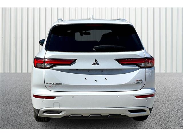 2024 Mitsubishi Outlander Plug-In Hybrid LE (Stk: 25P8647A) in Cranbrook - Image 4 of 30