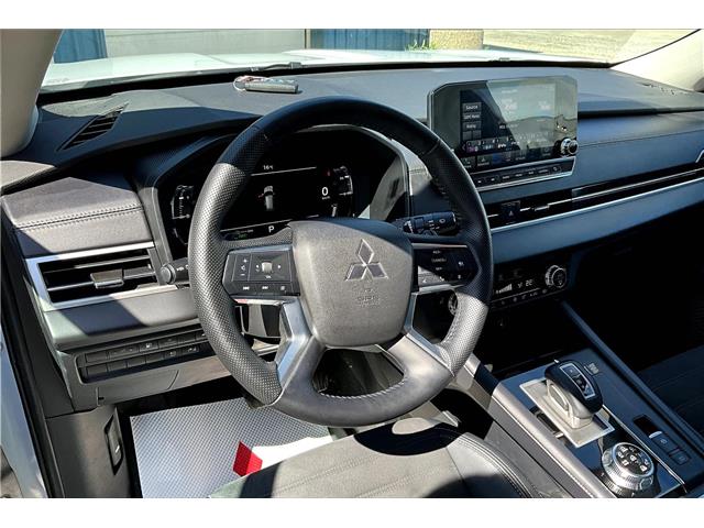 2024 Mitsubishi Outlander Plug-In Hybrid LE (Stk: 25P8647A) in Cranbrook - Image 5 of 30