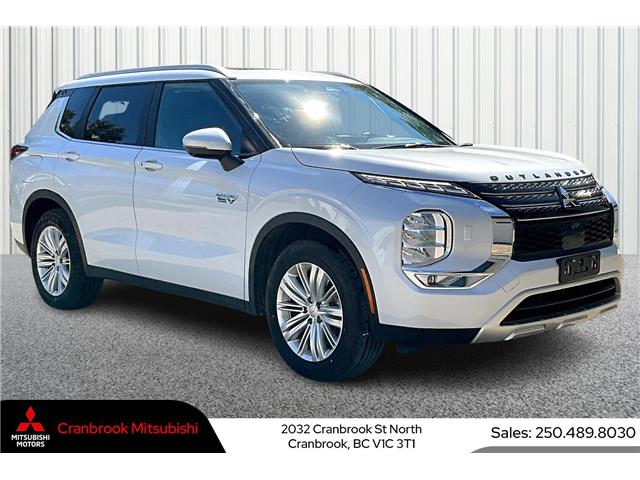 2024 Mitsubishi Outlander Plug-In Hybrid LE (Stk: 25P8647A) in Cranbrook - Image 11 of 30