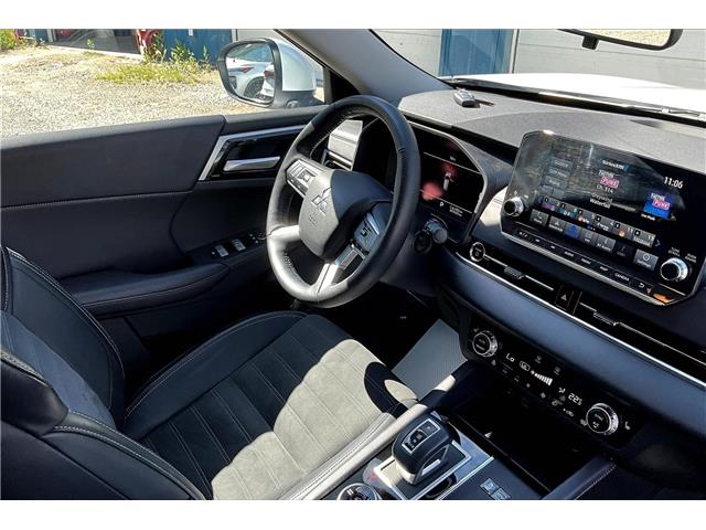 2024 Mitsubishi Outlander Plug-In Hybrid LE (Stk: 25P8647A) in Cranbrook - Image 13 of 30