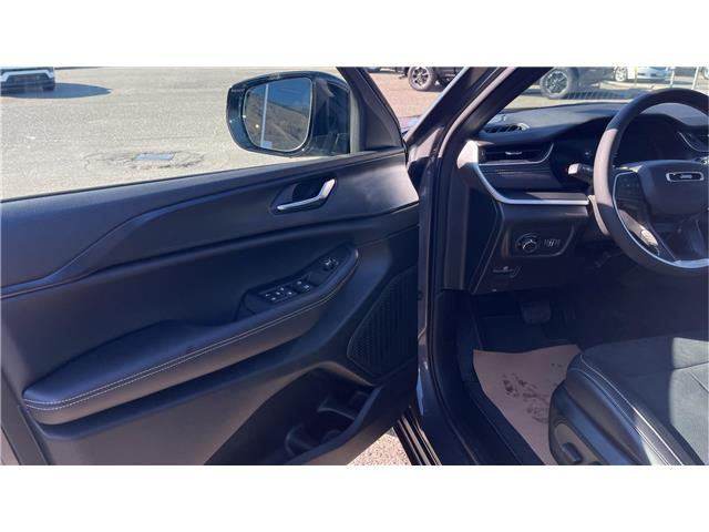 2025 Jeep Grand Cherokee L Laredo (Stk: TS149) in Kamloops - Image 10 of 26