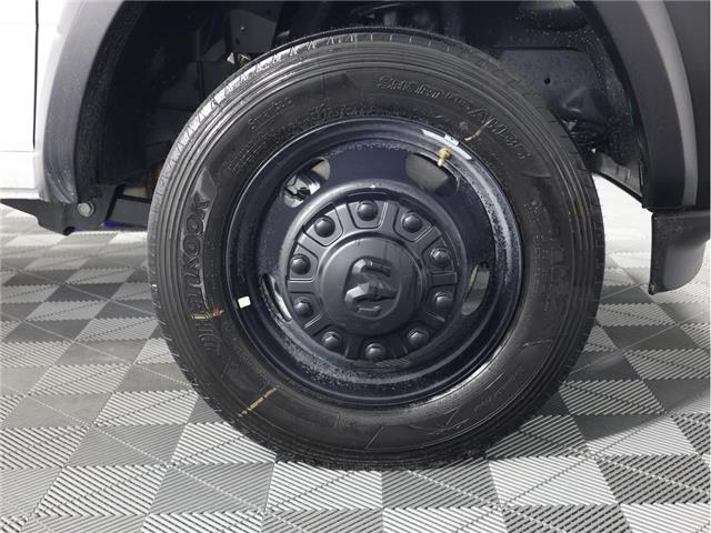 2026 RAM 5500 Chassis Tradesman/Big Horn (Stk: 26T035) in Calgary - Image 4 of 16