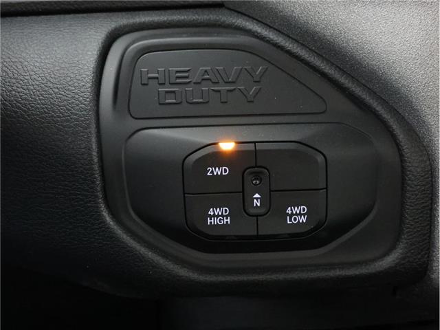 2026 RAM 5500 Chassis Tradesman/Big Horn (Stk: 26T040) in Calgary - Image 13 of 16