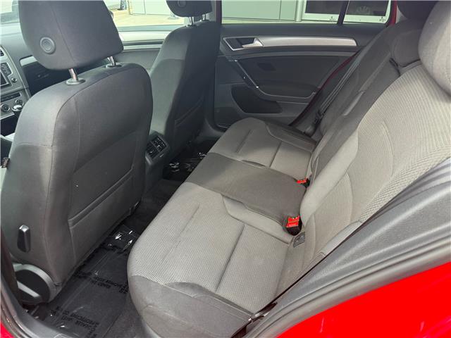 2016 Volkswagen Golf Sportwagon 1.8 TSI Trendline (Stk: 24481) in Pembroke - Image 14 of 21