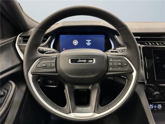 2025 Jeep Grand Cherokee Laredo (Stk: 40540) in Lethbridge - Image 12 of 15