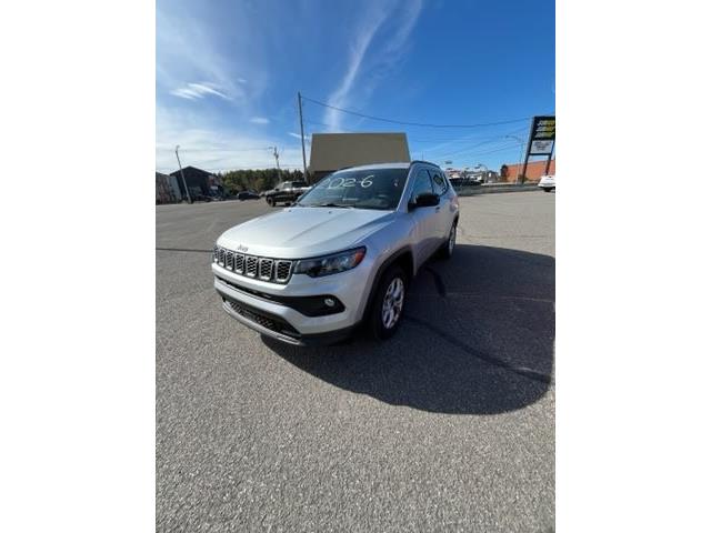 2026 Jeep Compass North in Matane - Image 2 of 7