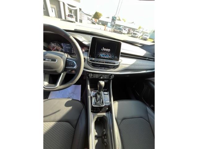 2026 Jeep Compass North in Matane - Image 6 of 7
