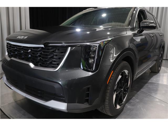 2026 Kia Sorento Plug-In Hybrid LX (Stk: 26527) in Edmonton - Image 7 of 26 2026 Kia Sorento Plug-In Hybrid LX (Stk: 26527) in Edmonton - Image 7 of 26