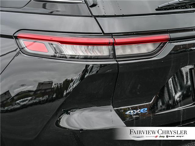 2022 Jeep Grand Cherokee 4xe Overland (Stk: U21309) in Burlington - Image 10 of 36